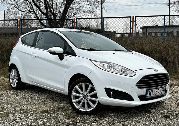 małopolskie Ford Fiesta cena 35500 przebieg: 111300, rok produkcji 2016 z Warszawa